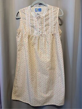 Moon Dance Vintage Style Cream Nightgown with Pink Flowers and Lace Accents